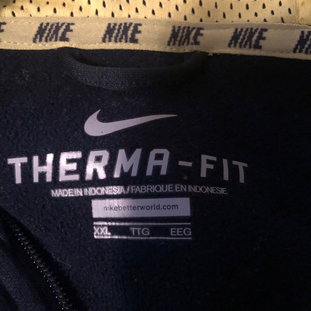 Nike thermafit full zip up hoodie